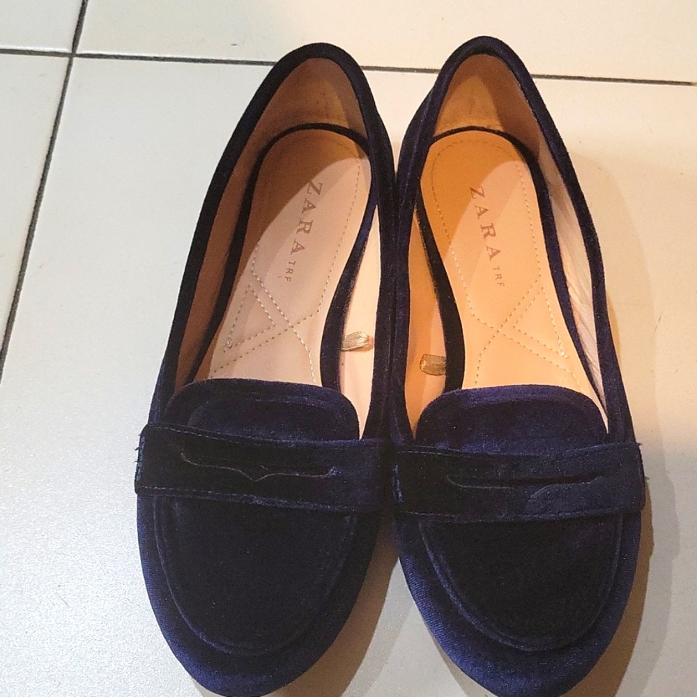 Blue velvet Zara flats